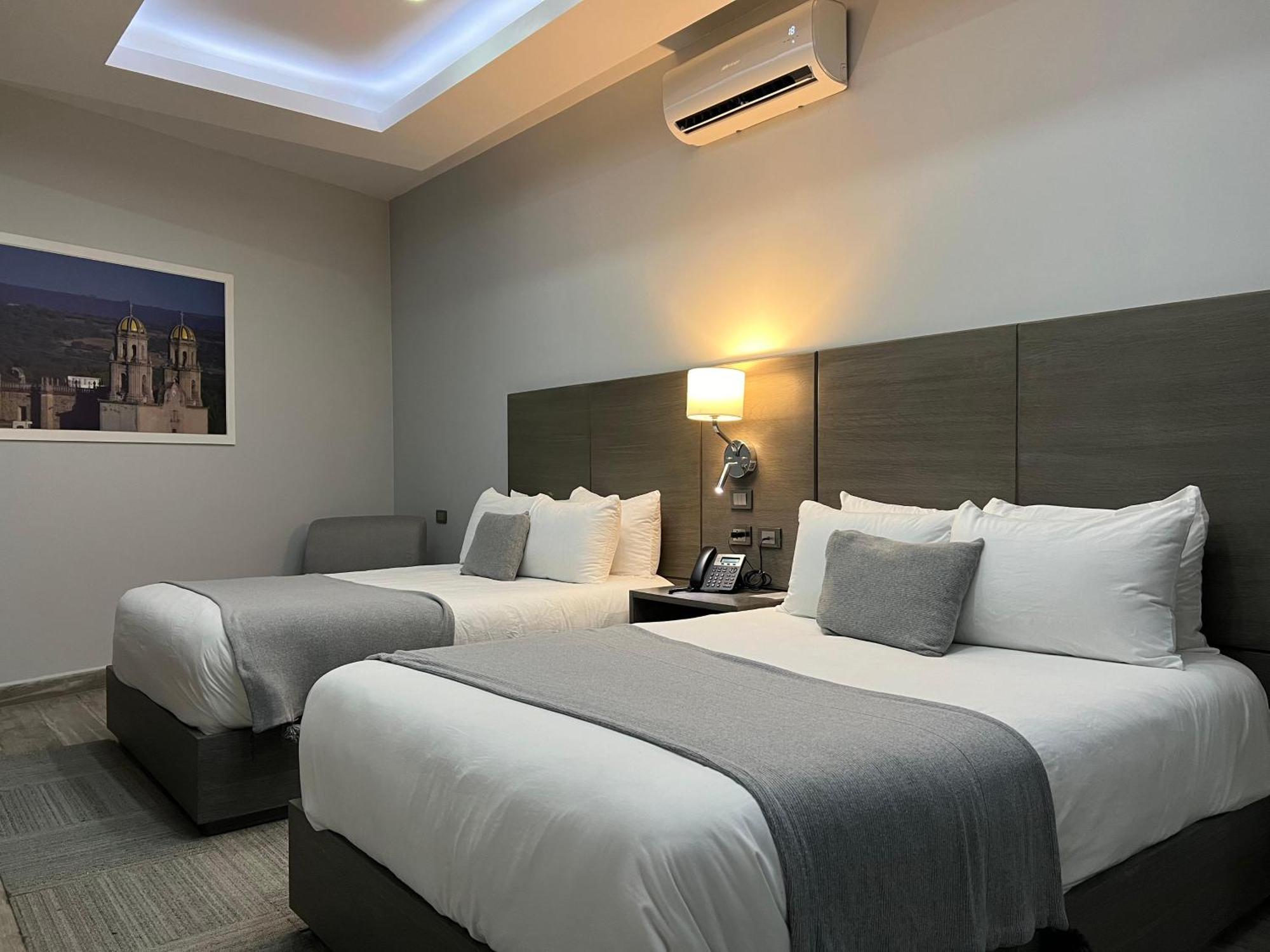 Hotel Gralta Jalostotitlan Luaran gambar